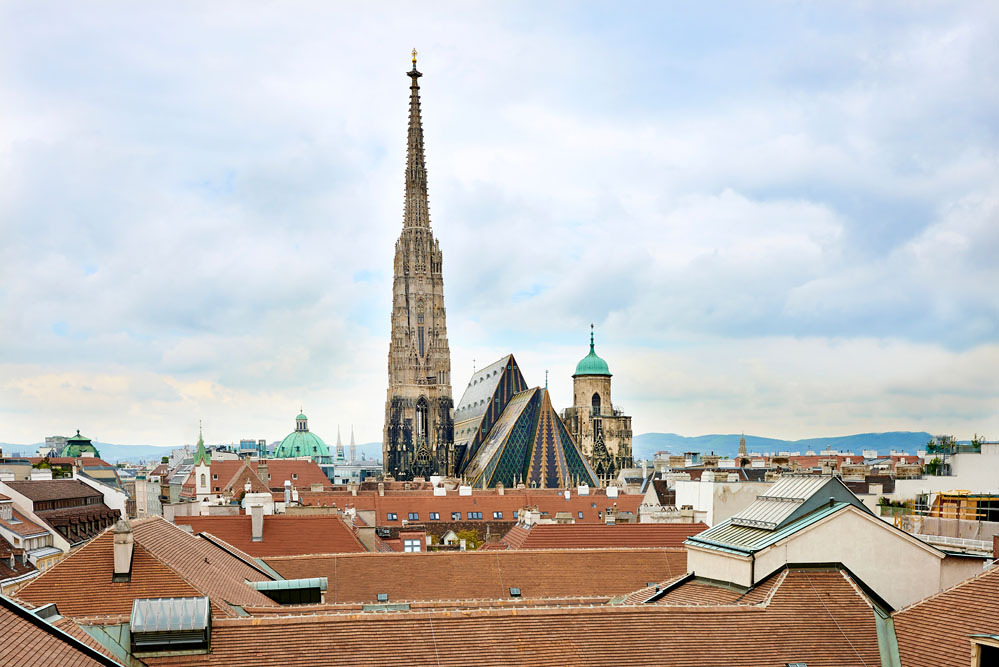 Ausblick auf den Stephansdom in der Singerstrasse 21/25 / Singerstrasse 21/25 Ausblick auf den Stephansdom in der Singerstrasse 21/25
